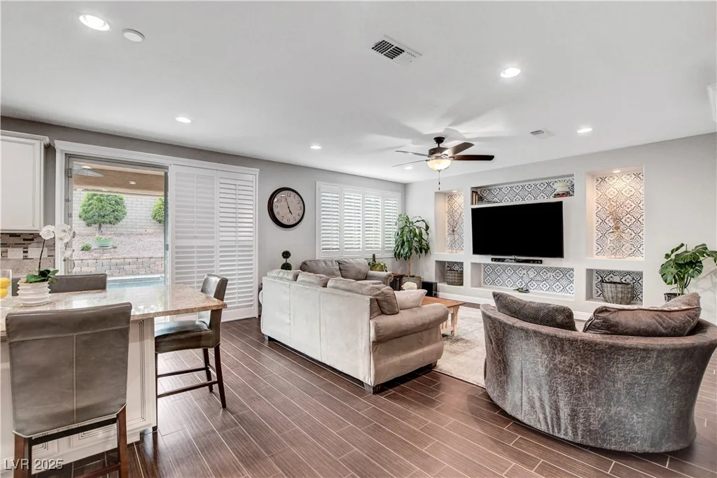 305 Rezzo, Las Vegas, NV 89138