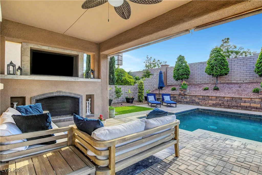 305 Rezzo, Las Vegas, NV 89138