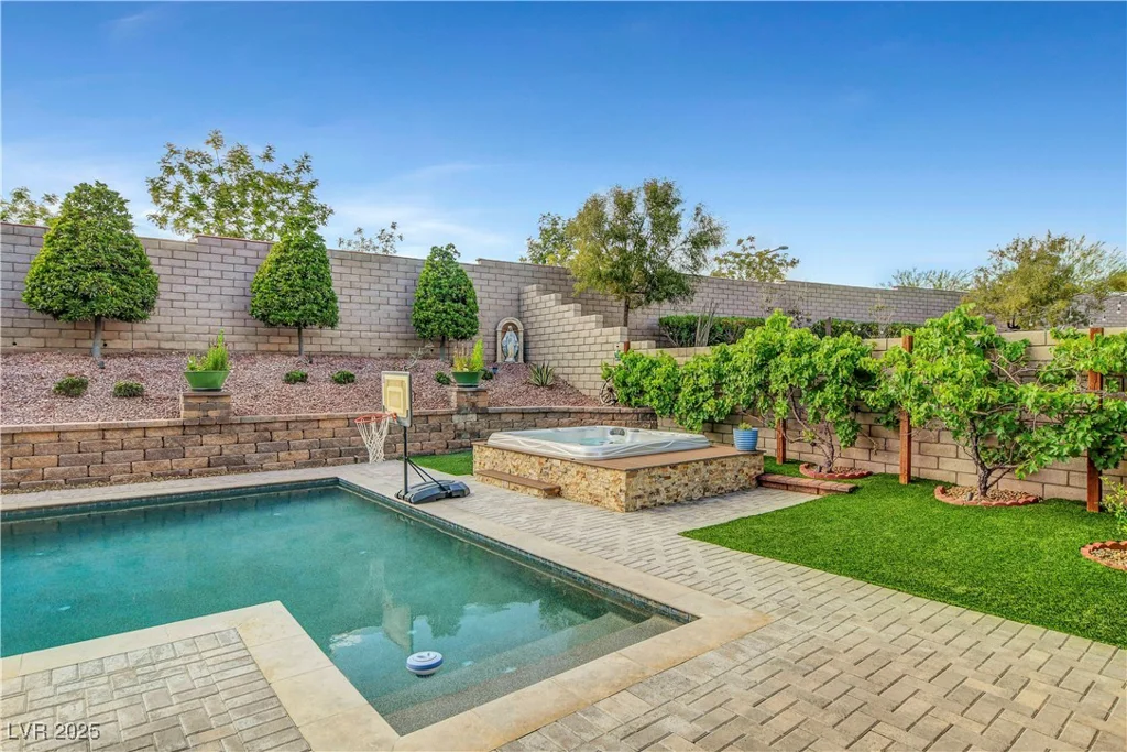 305 Rezzo, Las Vegas, NV 89138