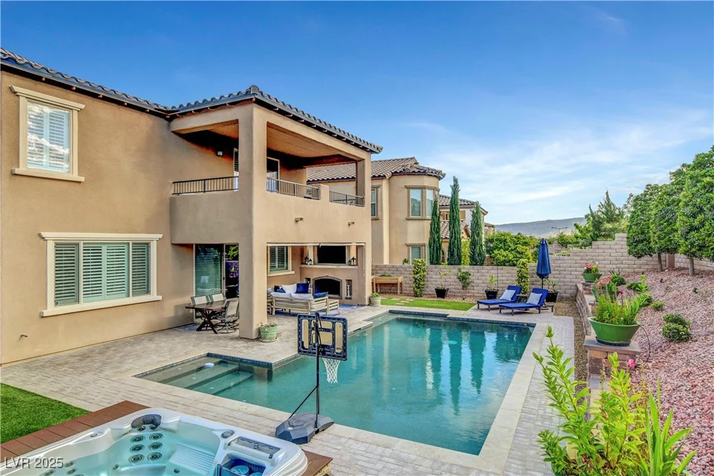 305 Rezzo, Las Vegas, NV 89138