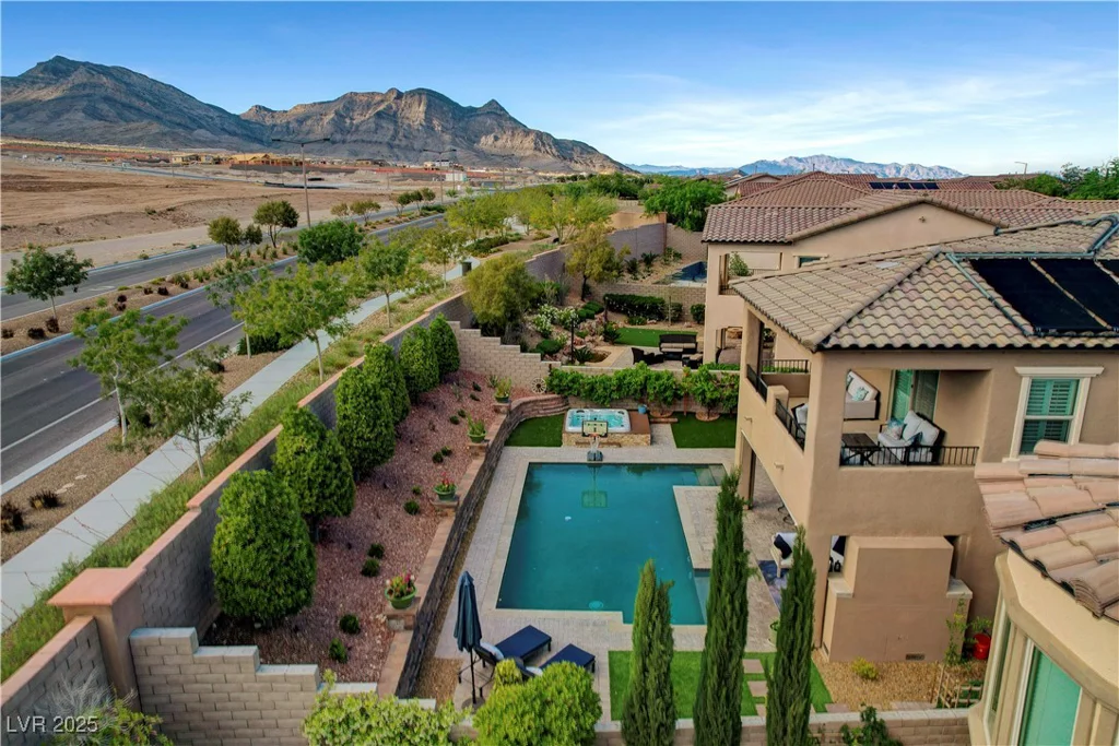 305 Rezzo, Las Vegas, NV 89138