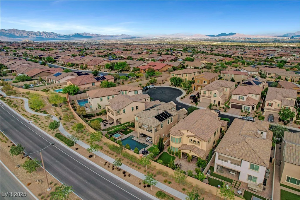 305 Rezzo, Las Vegas, NV 89138