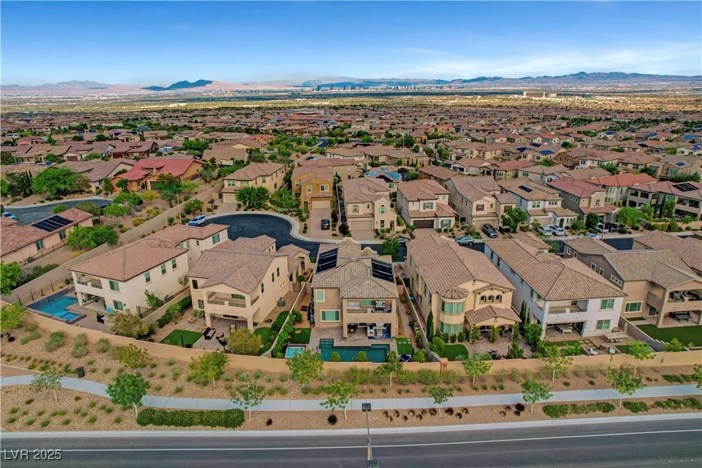 305 Rezzo, Las Vegas, NV 89138