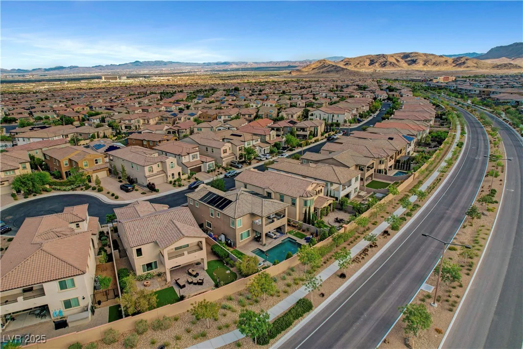 305 Rezzo, Las Vegas, NV 89138