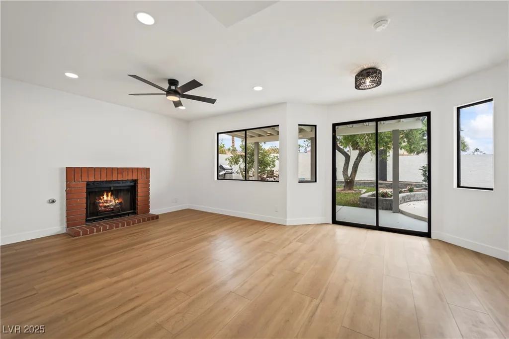 389 Umbria, Henderson, NV 89014