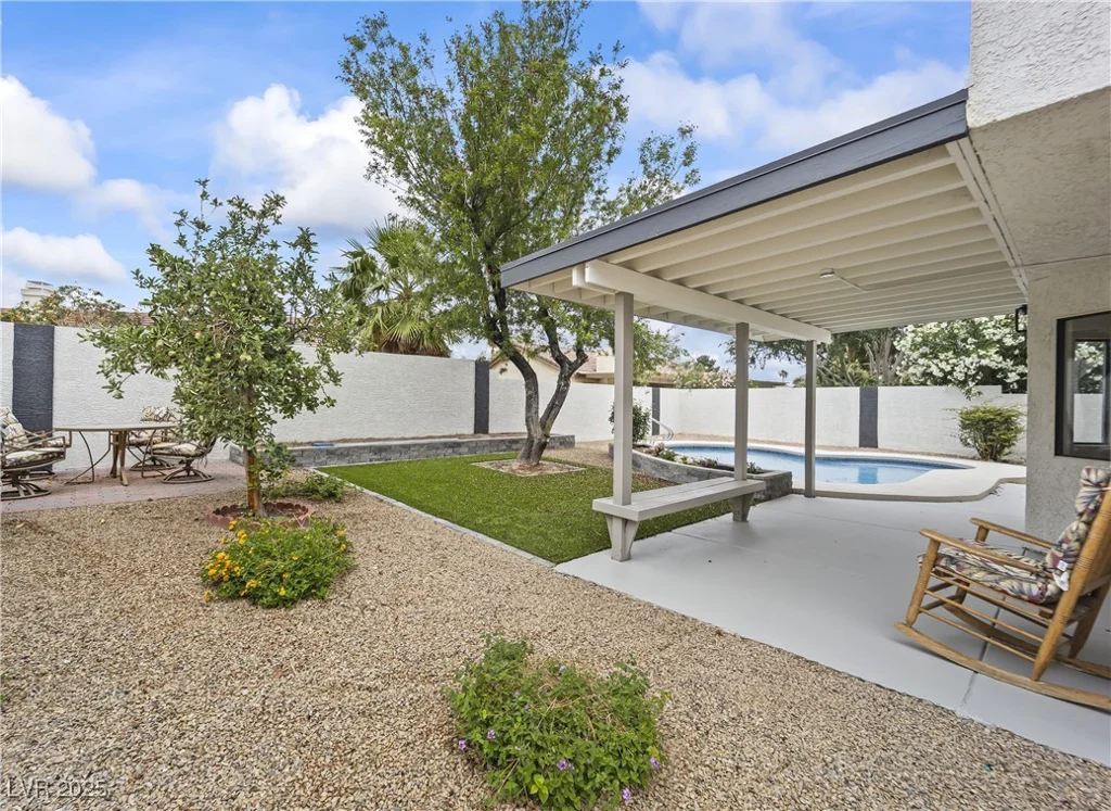 389 Umbria, Henderson, NV 89014
