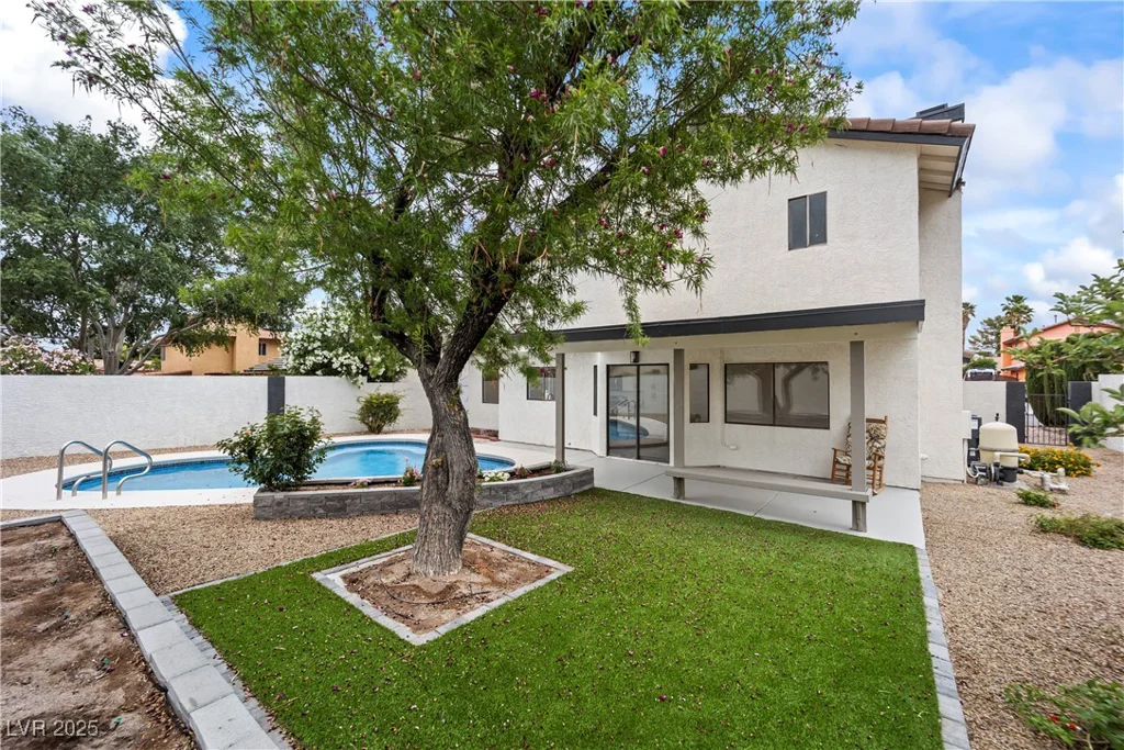389 Umbria, Henderson, NV 89014