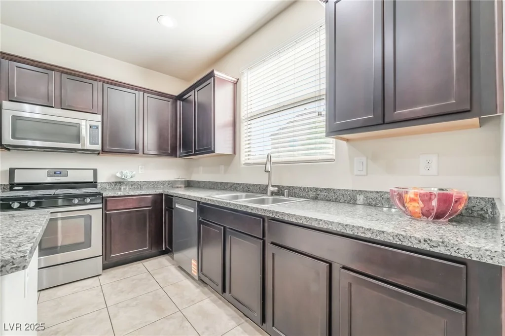 6412 Dimatteo, Las Vegas, NV 89148