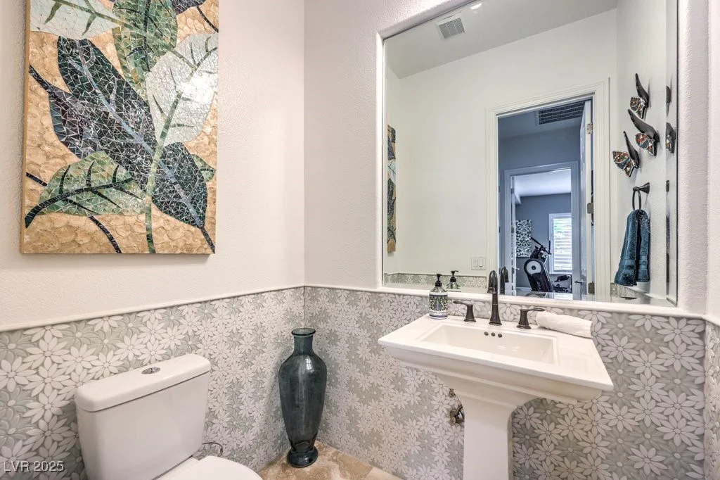 409 Lake Windemere, Las Vegas, NV 89138