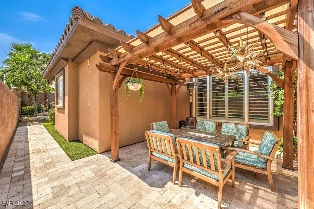 409 Lake Windemere, Las Vegas, NV 89138