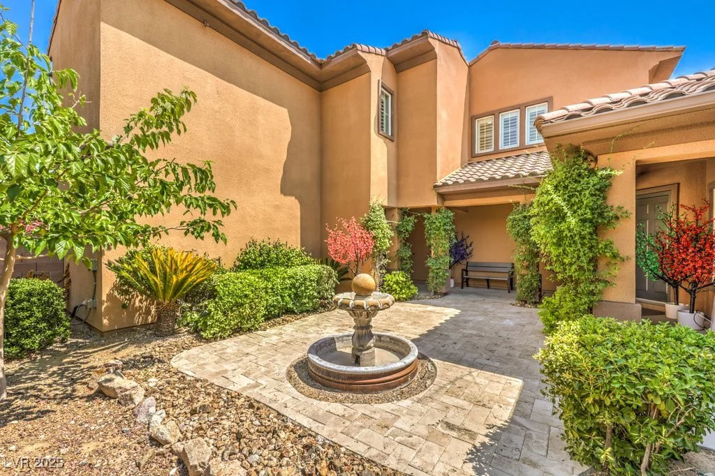 409 Lake Windemere, Las Vegas, NV 89138