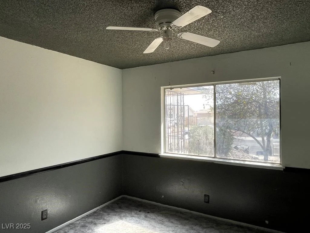 204 Bradshaw, Las Vegas, NV 89145