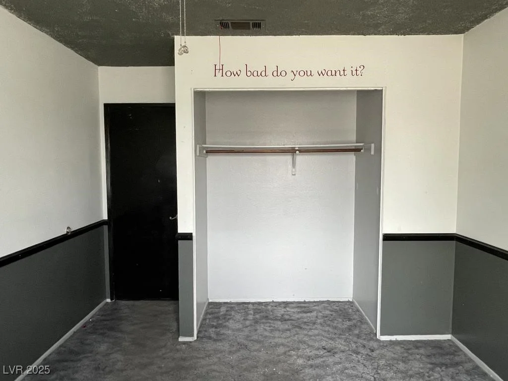 204 Bradshaw, Las Vegas, NV 89145