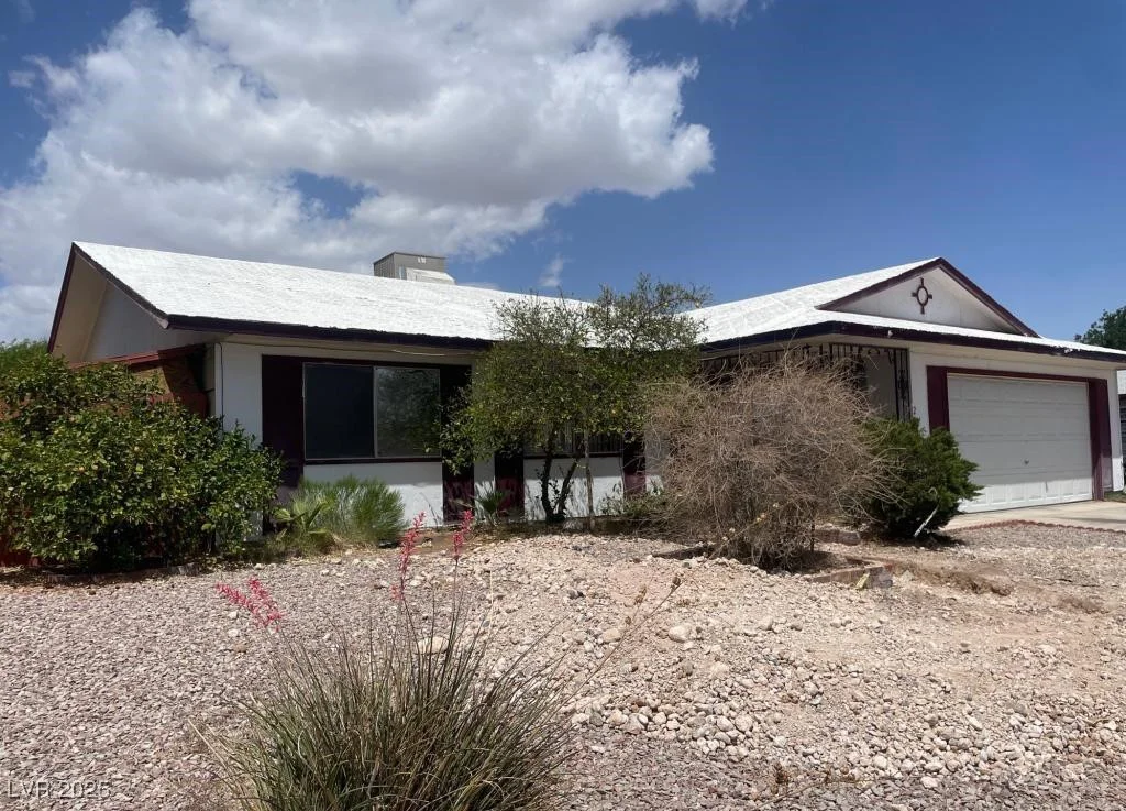 204 Bradshaw, Las Vegas, NV 89145