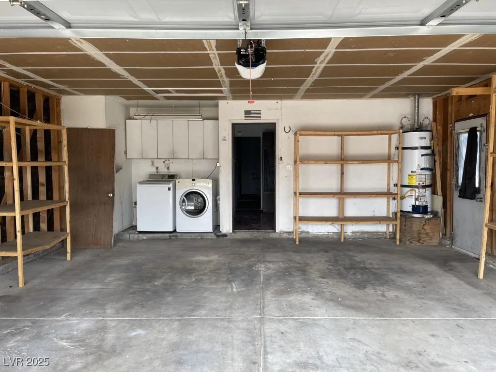 204 Bradshaw, Las Vegas, NV 89145