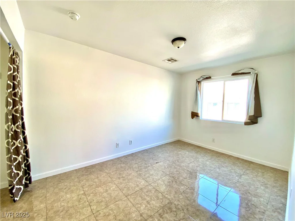 6968 Hopkins, Las Vegas, NV 89156