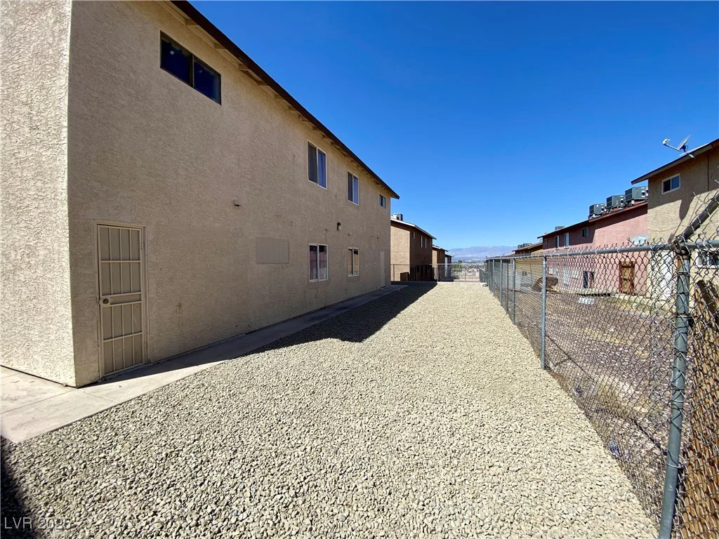 6968 Hopkins, Las Vegas, NV 89156