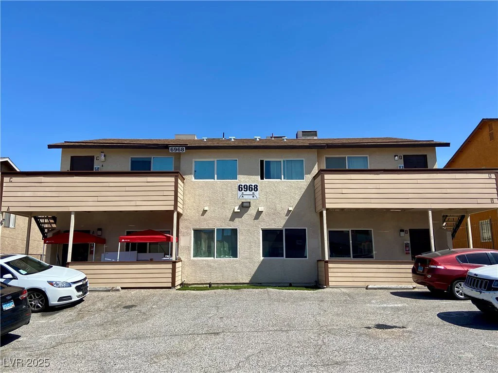 6968 Hopkins, Las Vegas, NV 89156