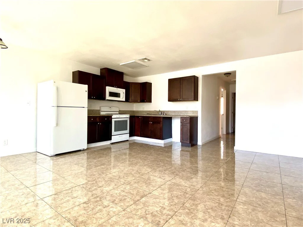 6968 Hopkins, Las Vegas, NV 89156