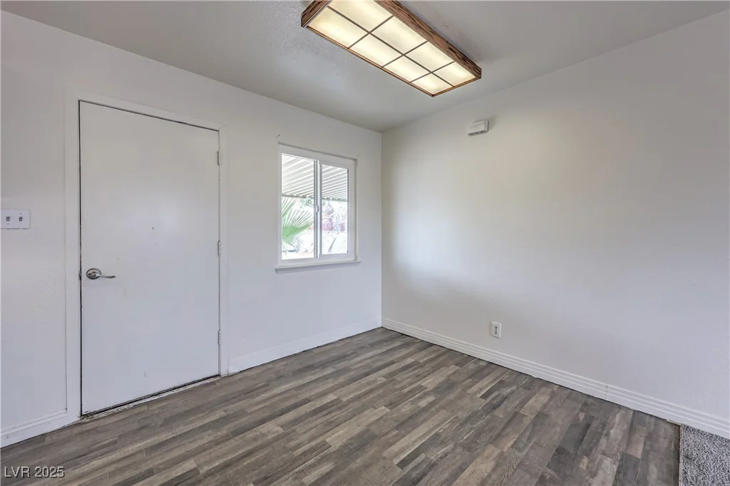 2825 Berg, North Las Vegas, NV 89030