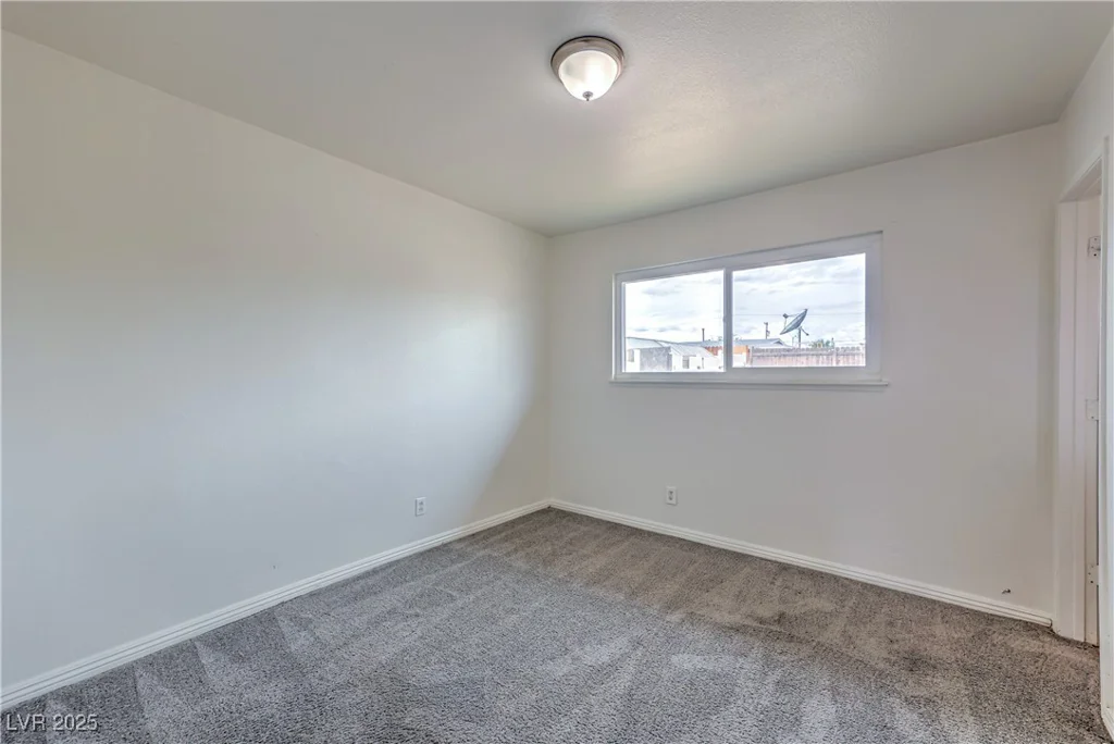 2825 Berg, North Las Vegas, NV 89030