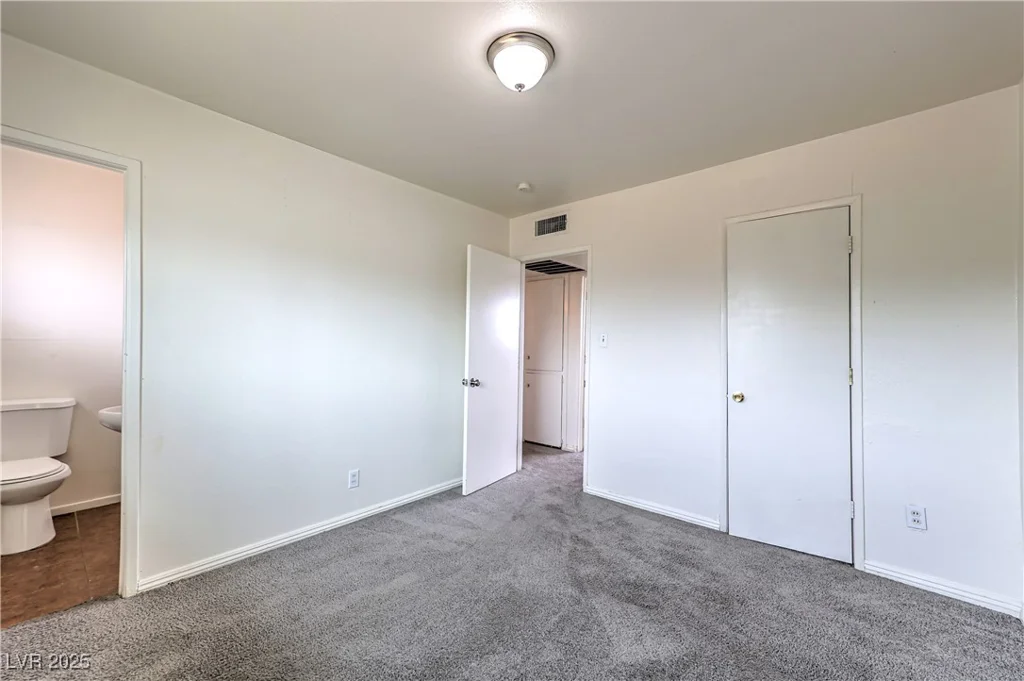 2825 Berg, North Las Vegas, NV 89030