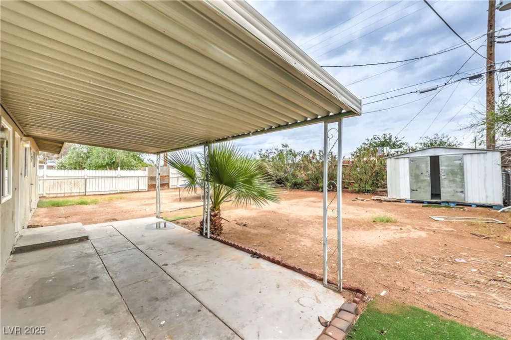 2825 Berg, North Las Vegas, NV 89030