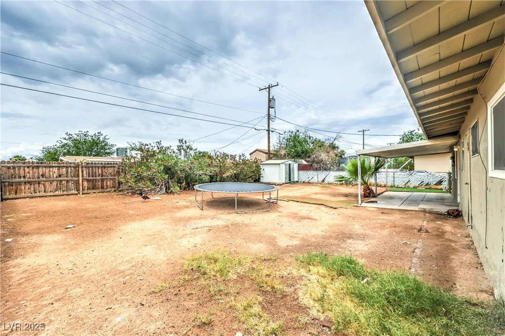 2825 Berg, North Las Vegas, NV 89030