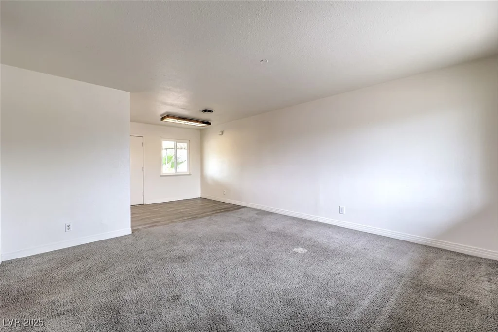 2825 Berg, North Las Vegas, NV 89030