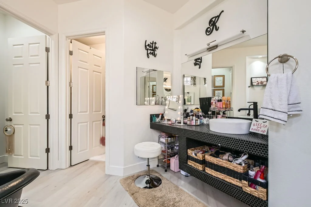 10408 Mezzanino, Las Vegas, NV 89135