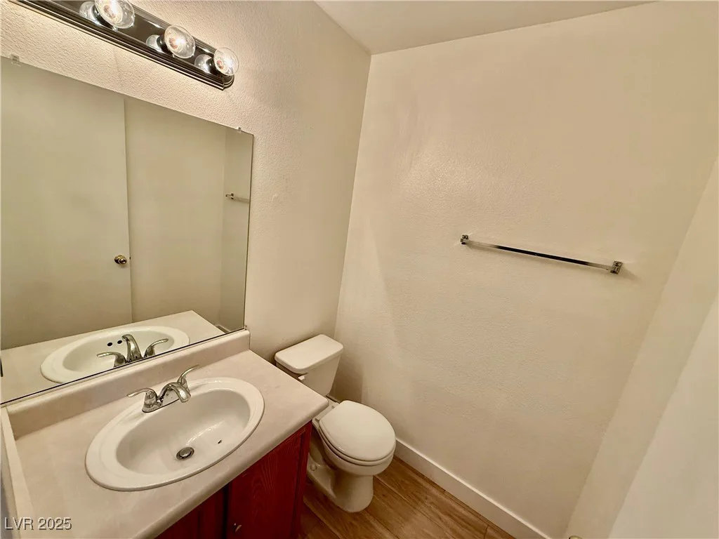 2524 Charleville, Las Vegas, NV 89106