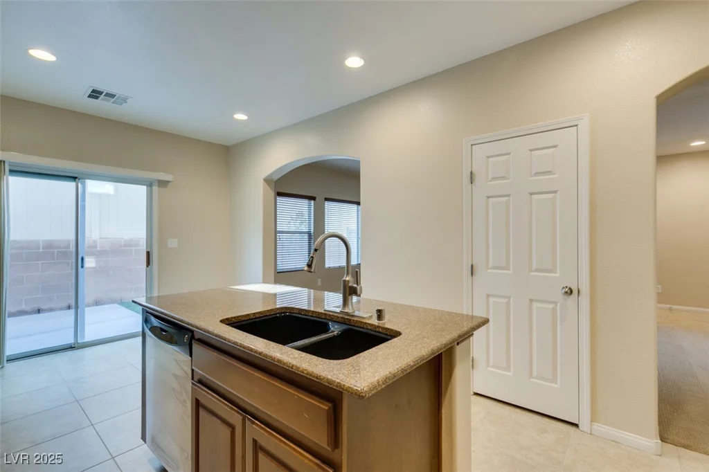 9019 Winchester Ridge, Las Vegas, NV 89139