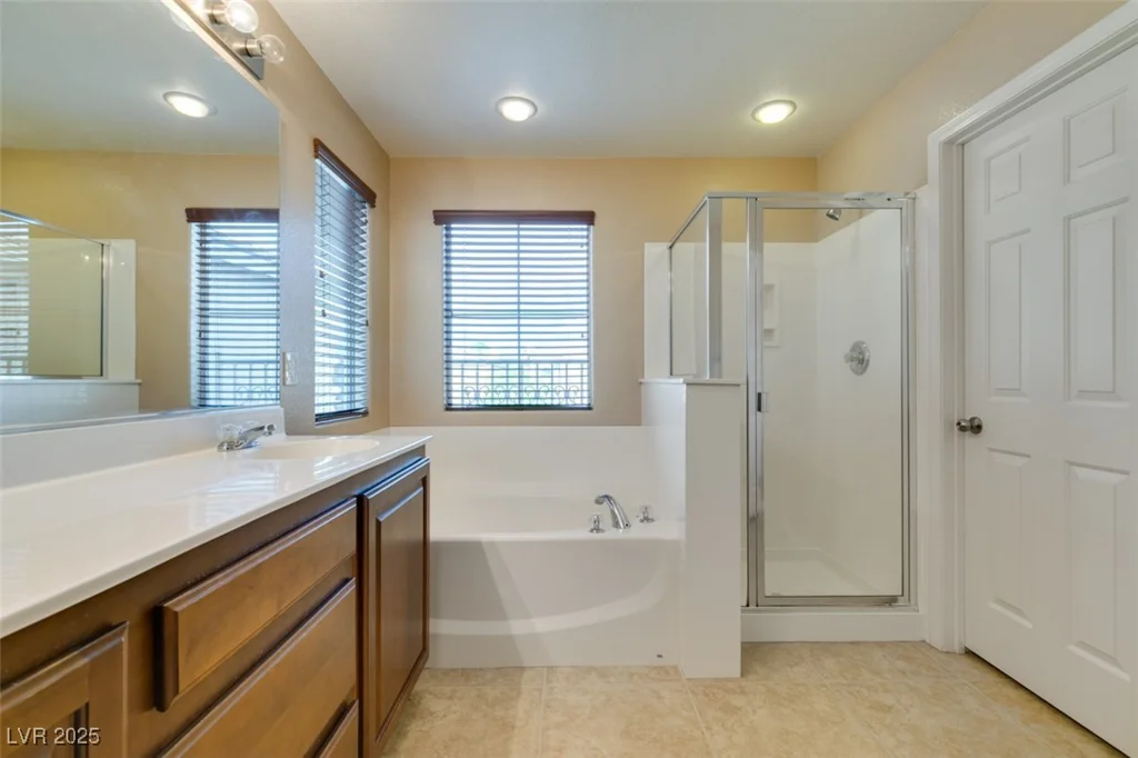 9019 Winchester Ridge, Las Vegas, NV 89139