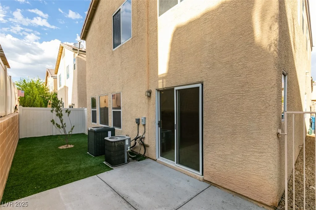 9019 Winchester Ridge, Las Vegas, NV 89139