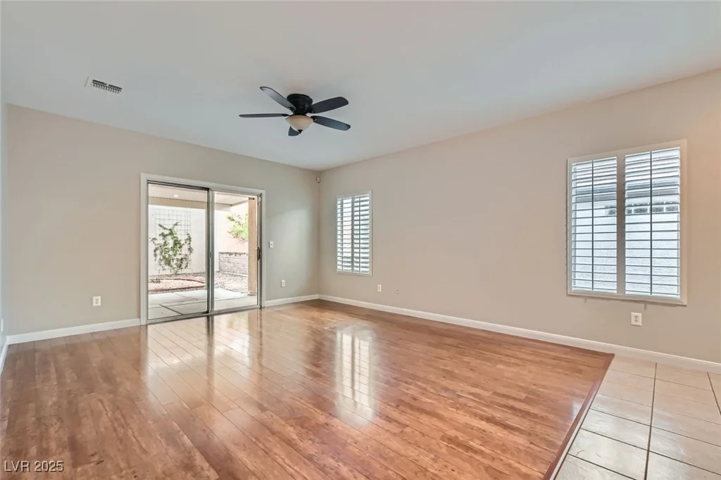 2152 Mountain City, Henderson, NV 89052