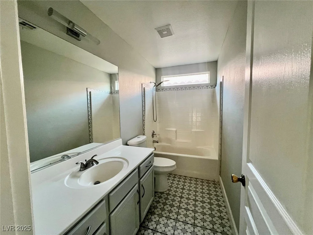 8990 Partridge Hill, Las Vegas, NV 89148