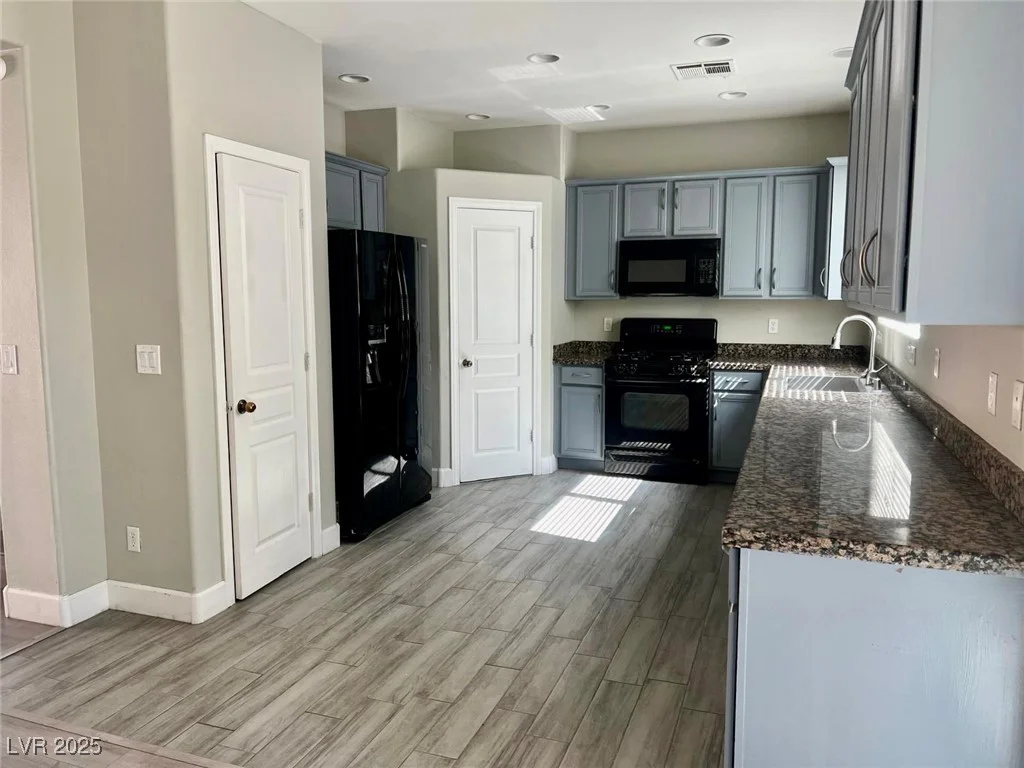 8990 Partridge Hill, Las Vegas, NV 89148