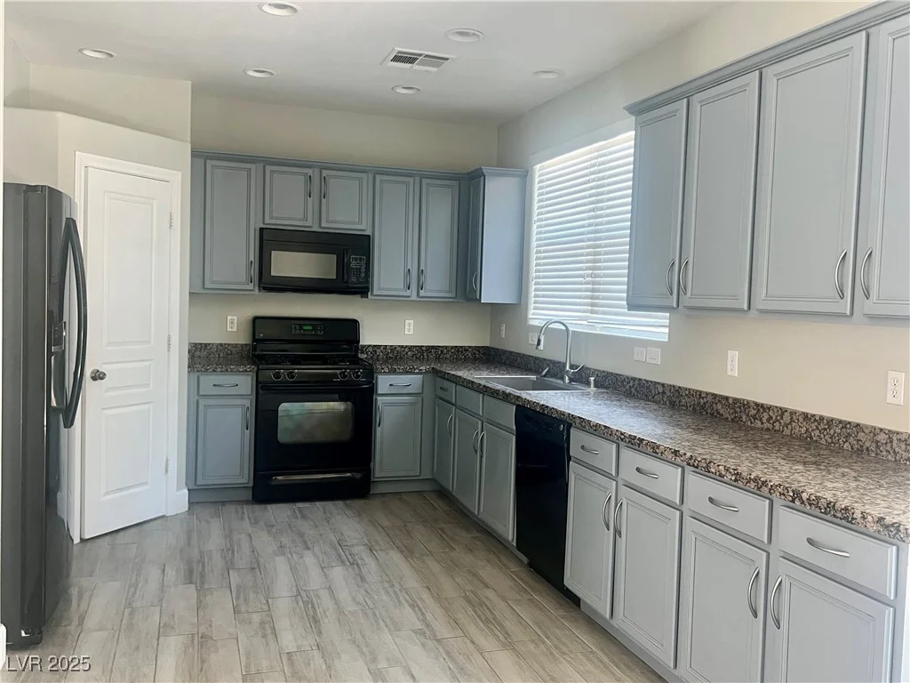 8990 Partridge Hill, Las Vegas, NV 89148