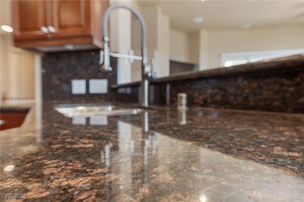 16 Cerchio Basso, Henderson, NV 89011