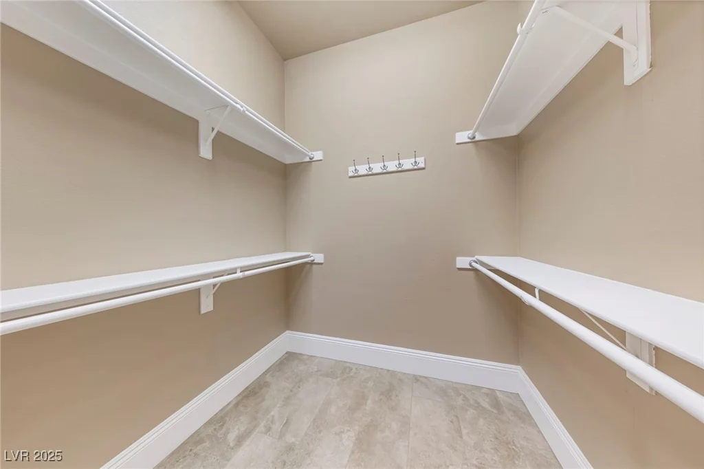 16 Cerchio Basso, Henderson, NV 89011