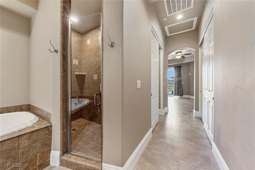 16 Cerchio Basso, Henderson, NV 89011