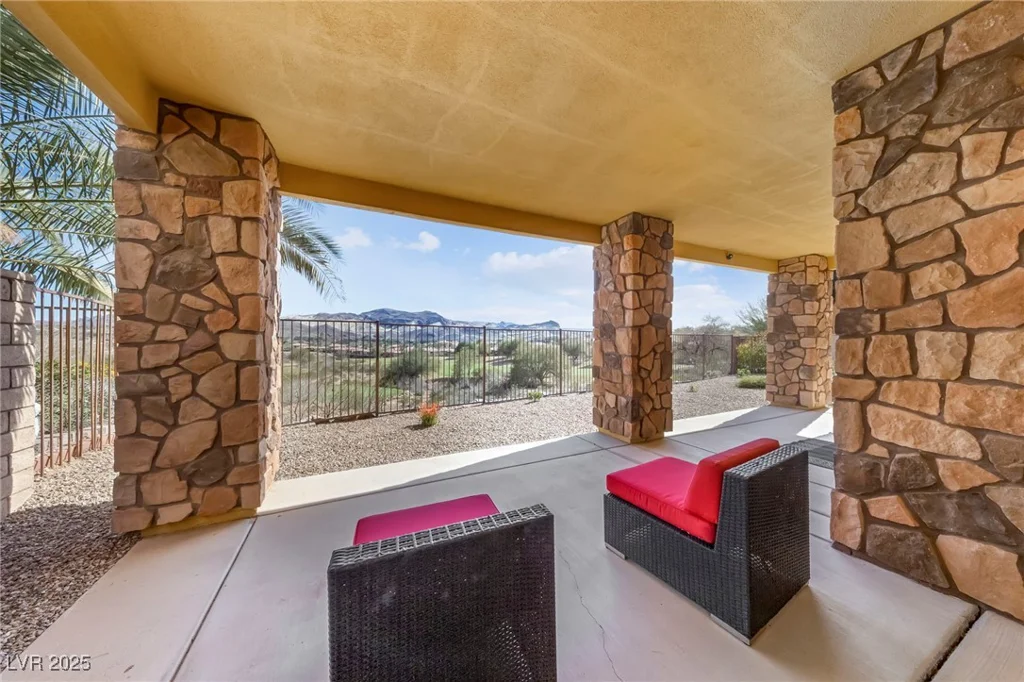16 Cerchio Basso, Henderson, NV 89011