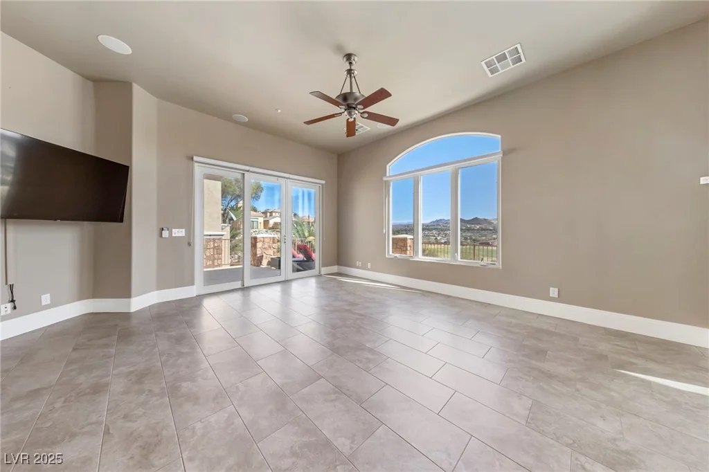 16 Cerchio Basso, Henderson, NV 89011