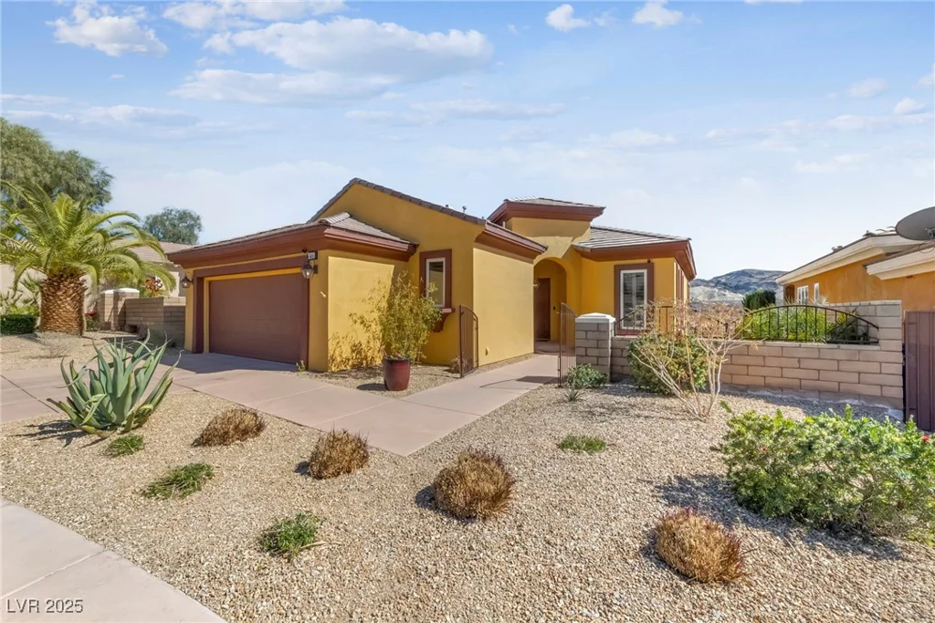 16 Cerchio Basso, Henderson, NV 89011