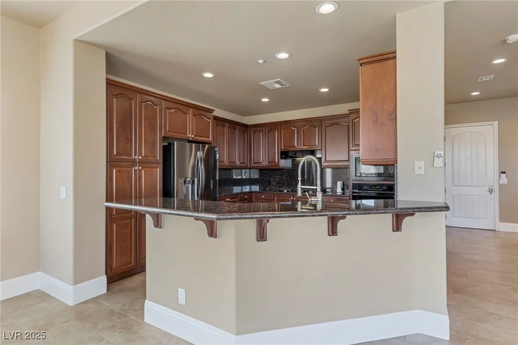 16 Cerchio Basso, Henderson, NV 89011