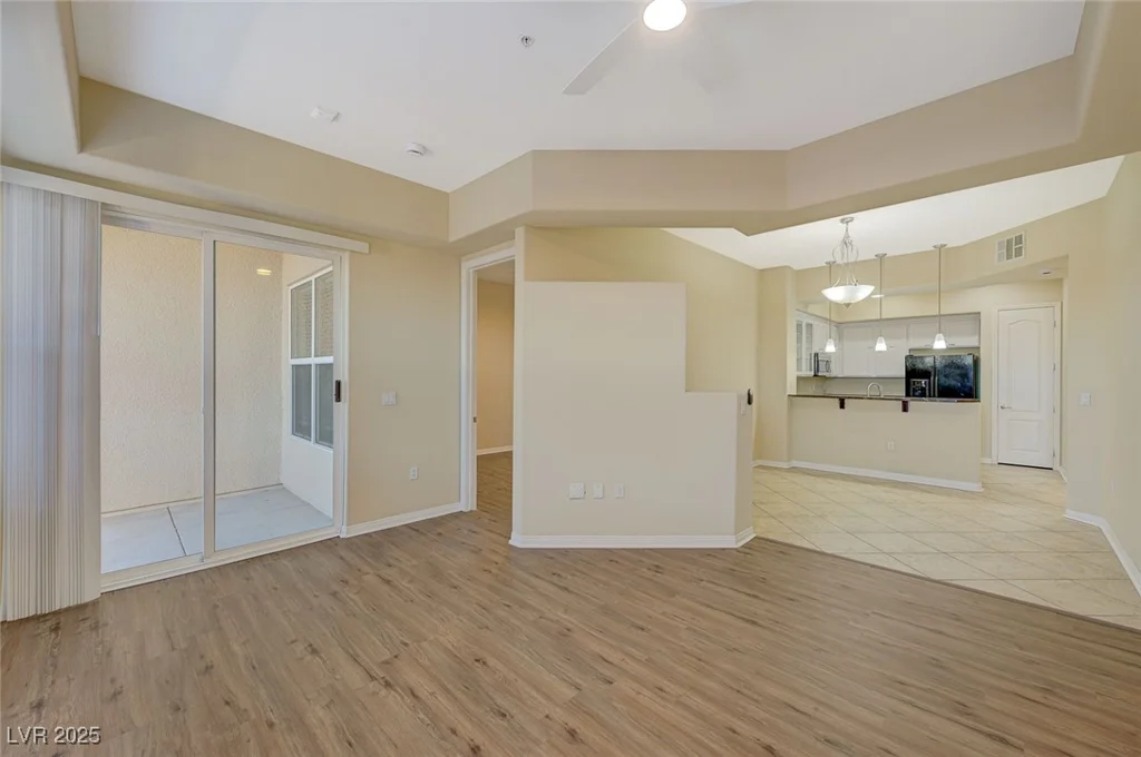 50 Serene, Las Vegas, NV 89123