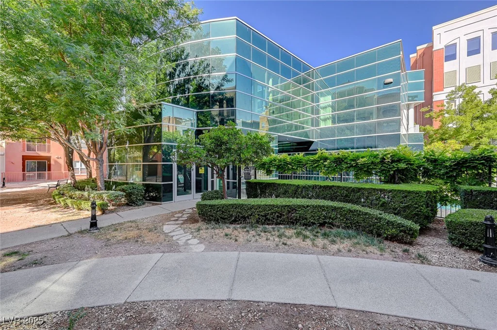 50 Serene, Las Vegas, NV 89123