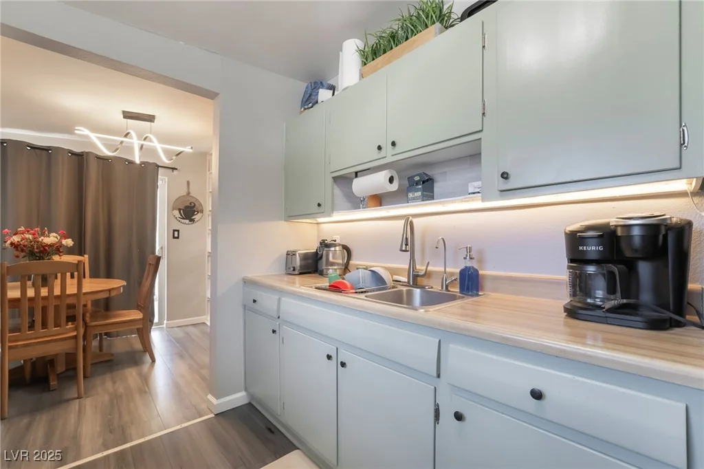 4691 Sun Valley, Las Vegas, NV 89122