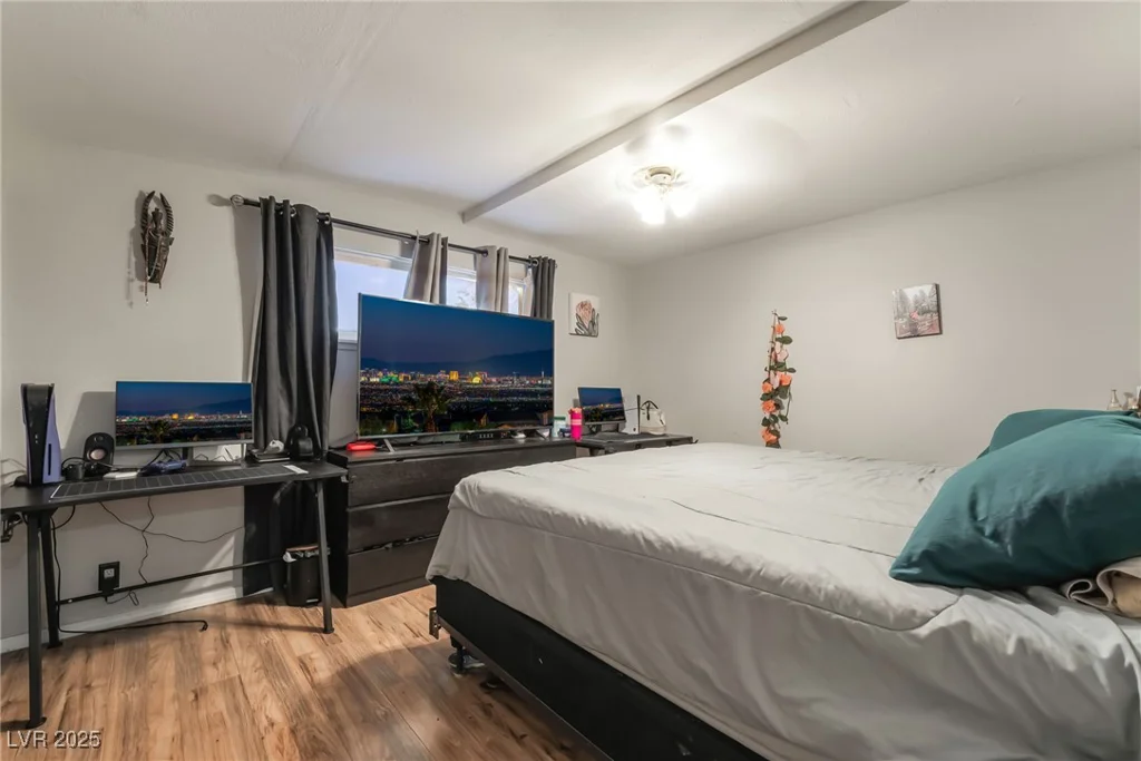 4691 Sun Valley, Las Vegas, NV 89122