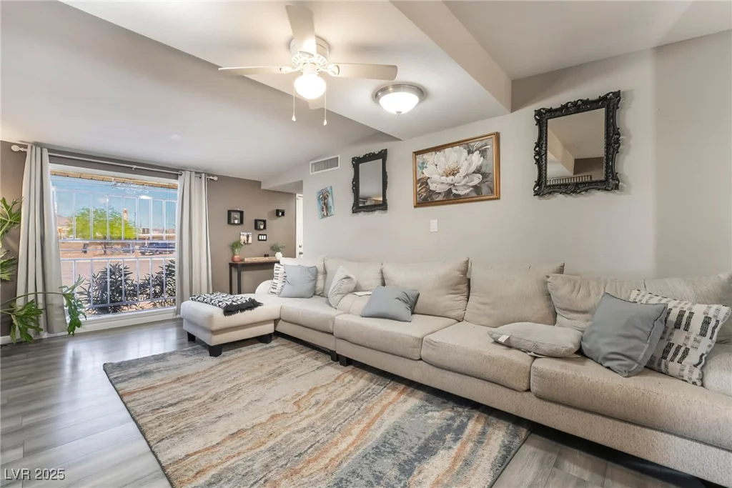 4691 Sun Valley, Las Vegas, NV 89122